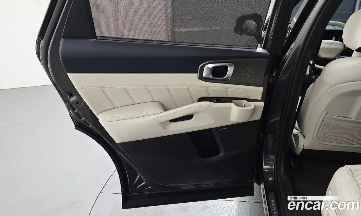 Kia Sorento 2025 1.6 автомат (гидро), фото 15 Kia Sorento 2025 1.6 автомат (гидро), фото 15