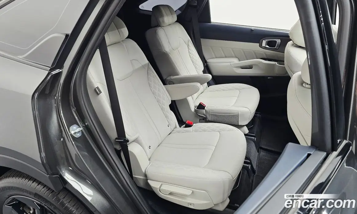 Kia Sorento 2025 1.6 автомат (гидро), фото 18 Kia Sorento 2025 1.6 автомат (гидро), фото 18