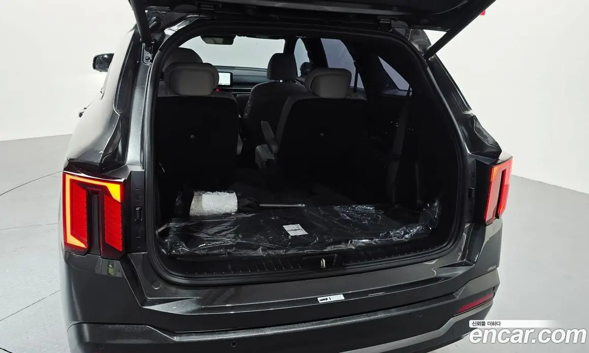Kia Sorento 2025 1.6 автомат (гидро), фото 24 Kia Sorento 2025 1.6 автомат (гидро), фото 24