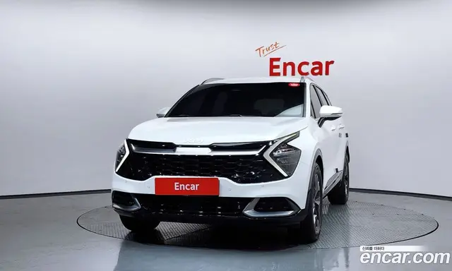 Kia Sportage 2022 1.6 автомат (гидро), миниатюра 3