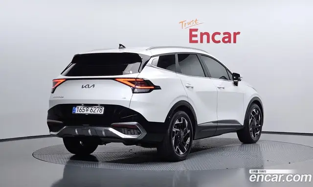 Kia Sportage 2022 2.0 автомат (гидро), миниатюра 2