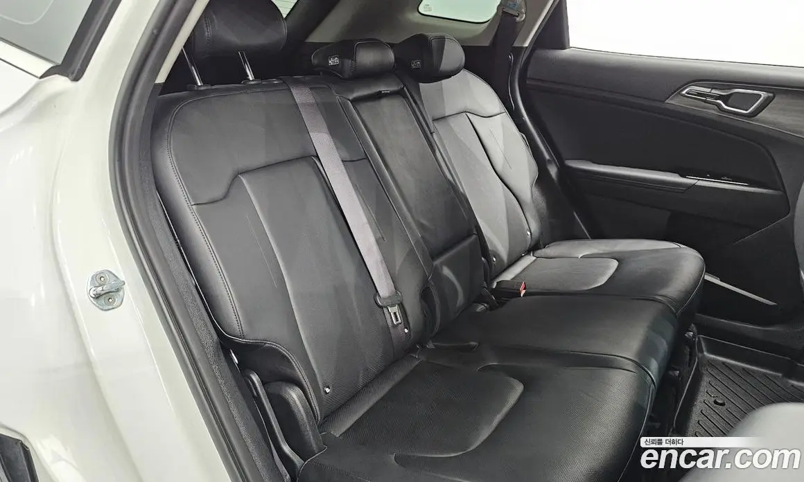 Kia Sportage 2022 2.0 автомат (гидро), фото 17