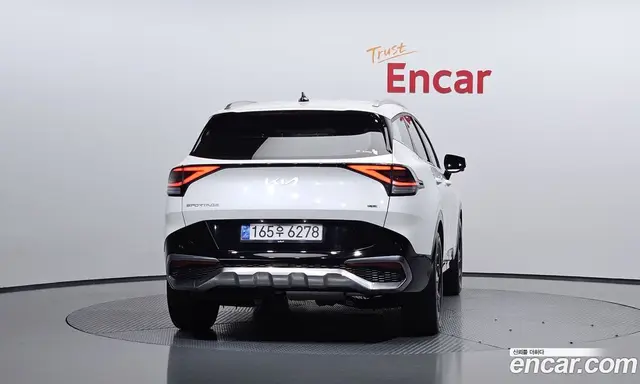 Kia Sportage 2022 2.0 автомат (гидро), миниатюра 4
