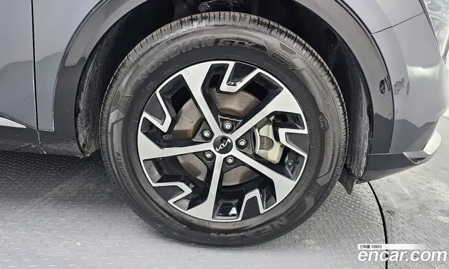 Kia Sportage 2023 1.6 автомат (гидро), миниатюра 5