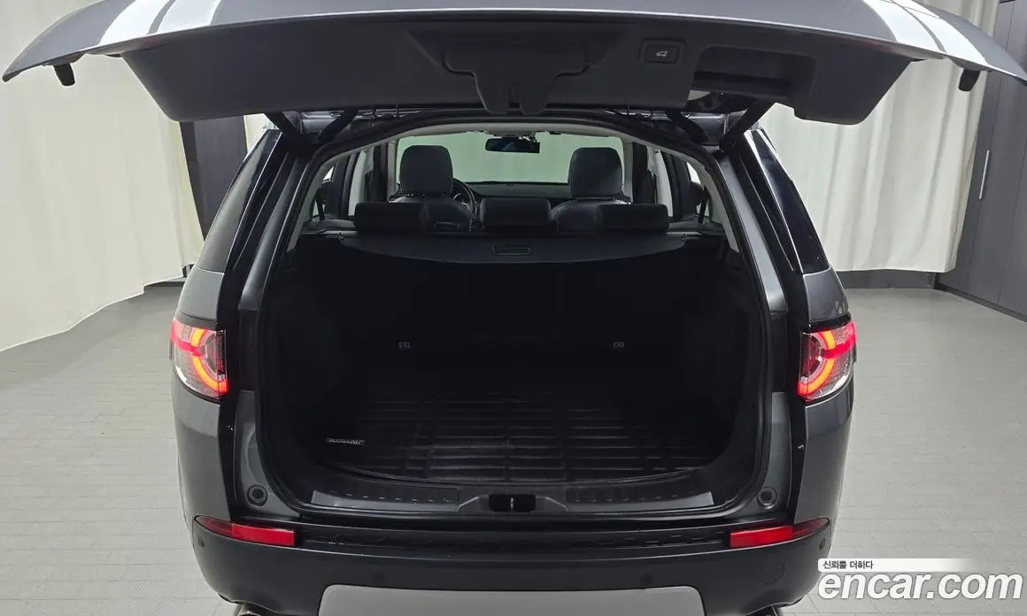 Land Rover Discovery Sport 2017 2.0 автомат (гидро), фото 28 Land Rover Discovery Sport 2017 2.0 автомат (гидро), фото 28