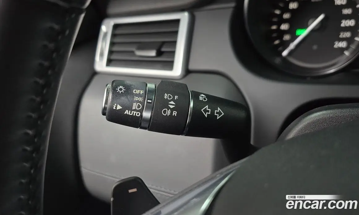 Land Rover Discovery Sport 2017 2.0 автомат (гидро), фото 30 Land Rover Discovery Sport 2017 2.0 автомат (гидро), фото 30