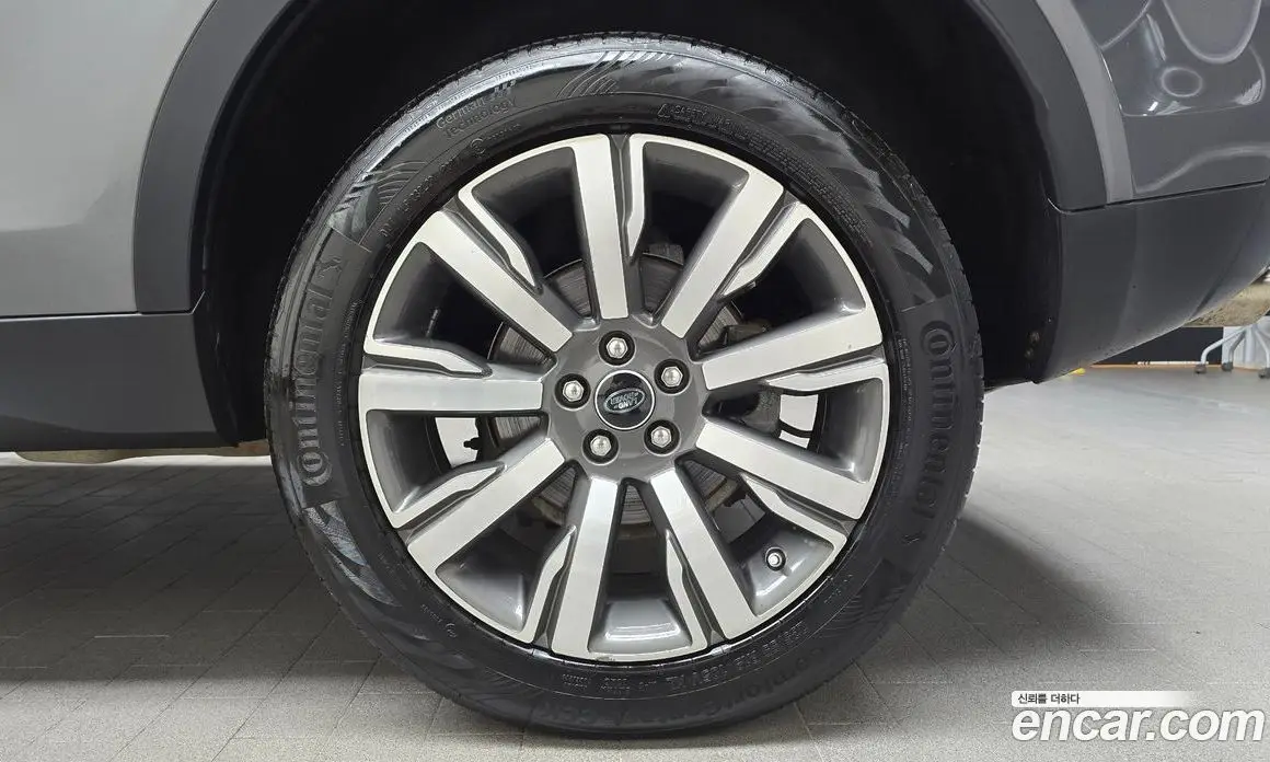 Land Rover Discovery Sport 2017 2.0 автомат (гидро), фото 7 Land Rover Discovery Sport 2017 2.0 автомат (гидро), фото 7
