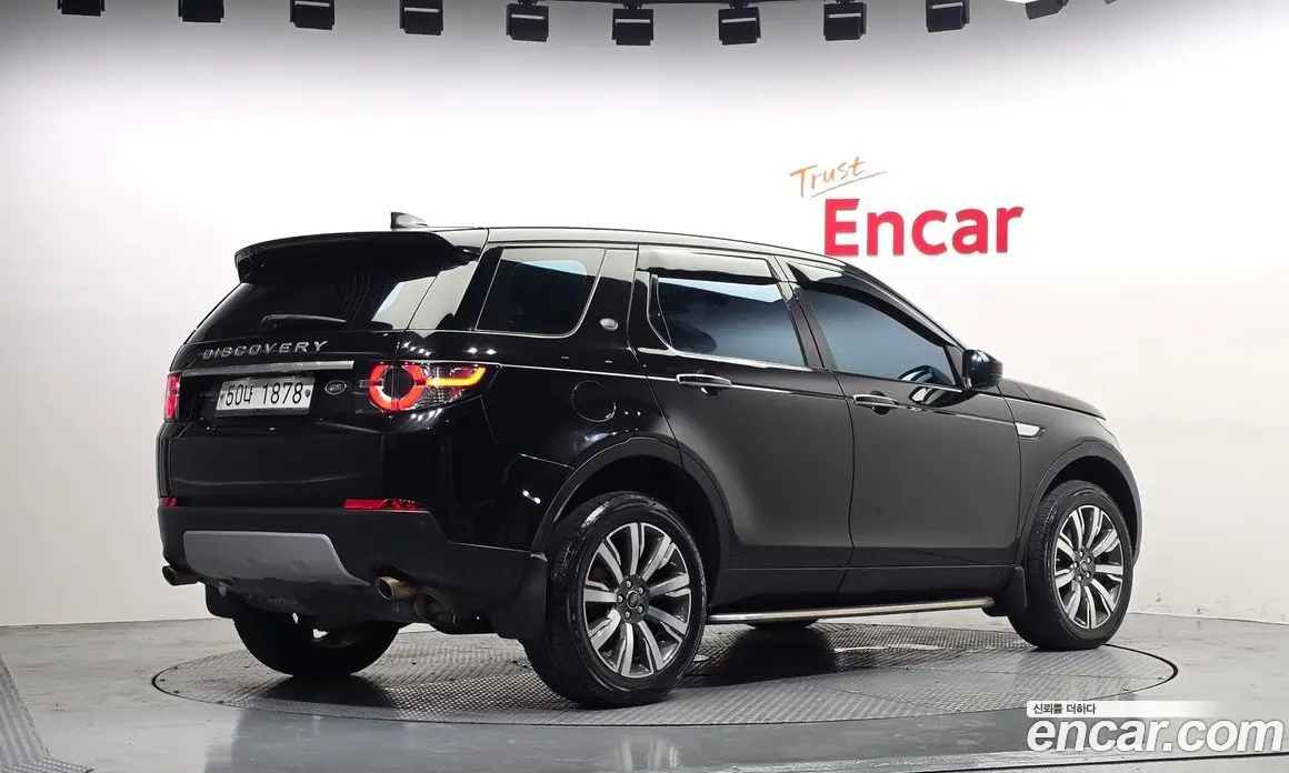 Land Rover Discovery Sport 2018 2.0 автомат (гидро), фото 2 Land Rover Discovery Sport 2018 2.0 автомат (гидро), фото 2