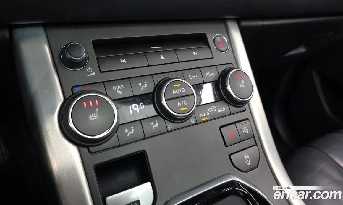 Land Rover Range Rover Evoque 2014 2.2 автомат (гидро), фото 22