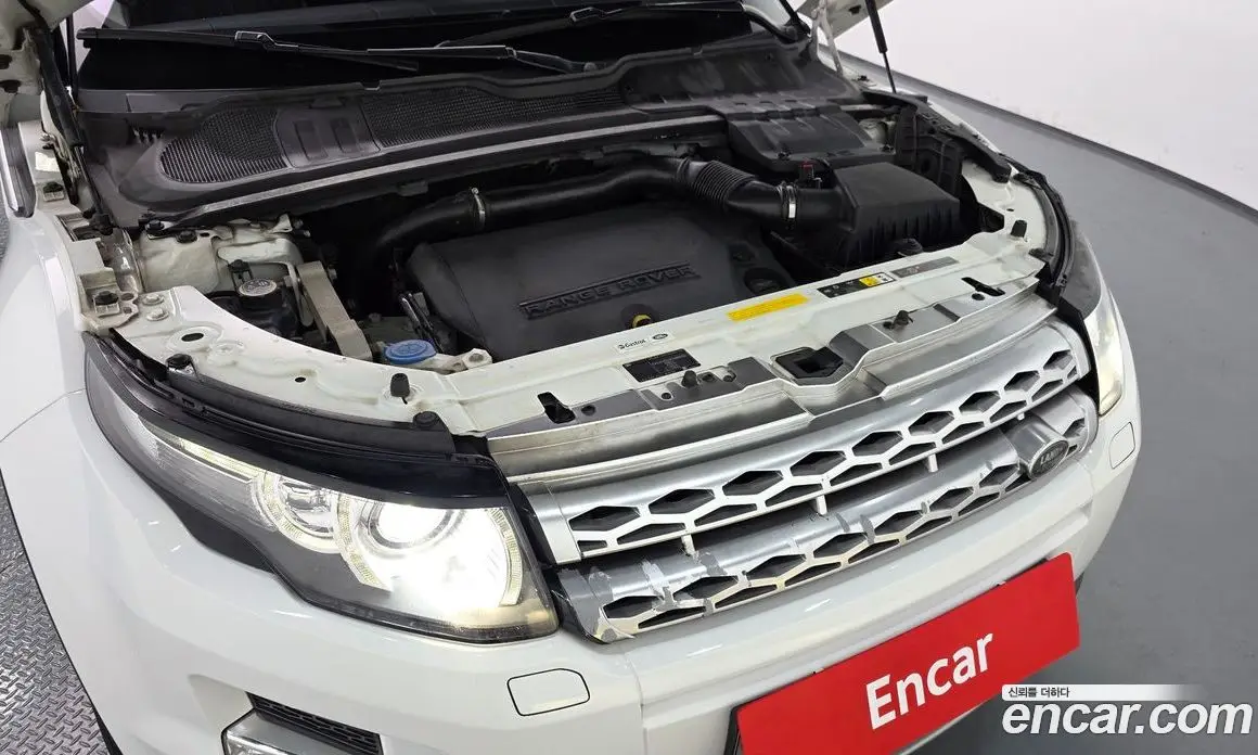 Land Rover Range Rover Evoque 2014 2.2 автомат (гидро), фото 6