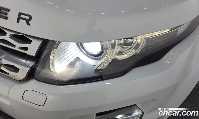Land Rover Range Rover Evoque 2014 2.2 автомат (гидро), миниатюра 8