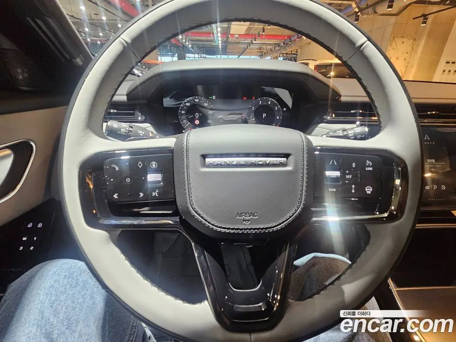 Land Rover Range Rover Velar 2026 2.0 автомат (гидро), фото 15