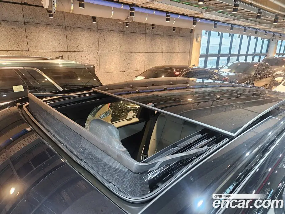 Land Rover Range Rover Velar 2026 2.0 автомат (гидро), фото 18