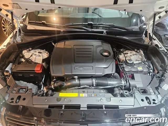 Land Rover Range Rover Velar 2026 2.0 автомат (гидро), миниатюра 6