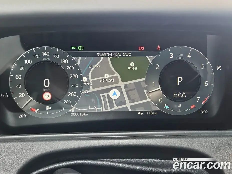 Land Rover Range Rover Velar 2026 2.0 автомат (гидро), фото 8