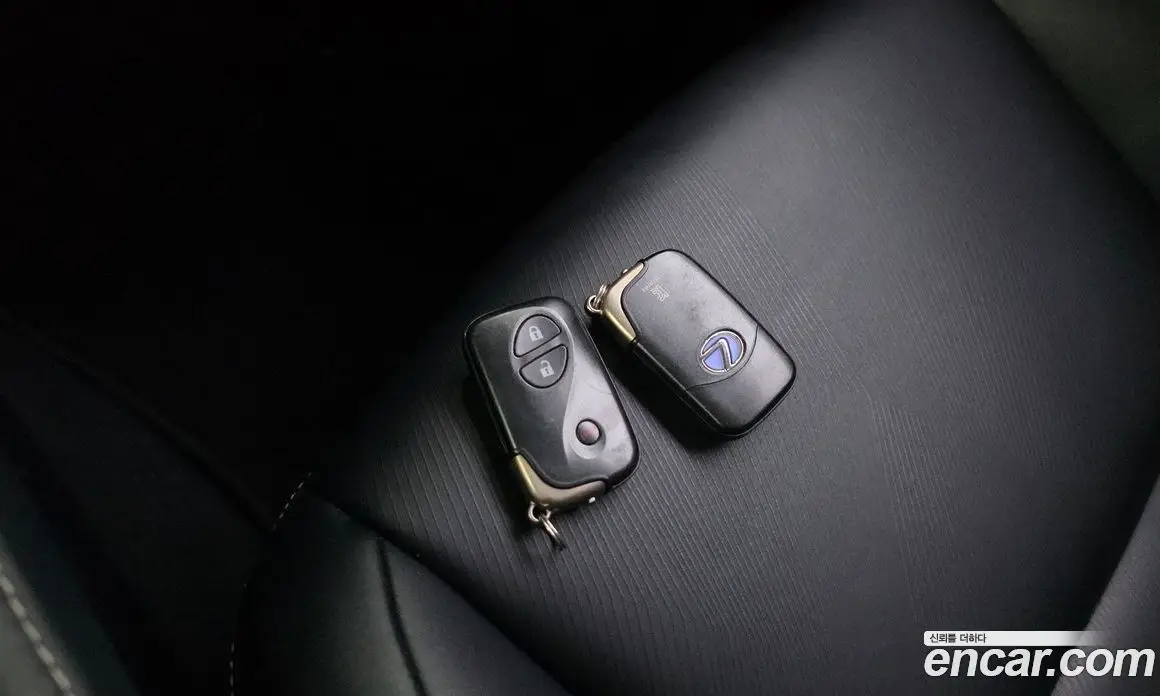 Lexus CT200h 2015 1.8 автомат (гидро), фото 17 Lexus CT200h 2015 1.8 автомат (гидро), фото 17