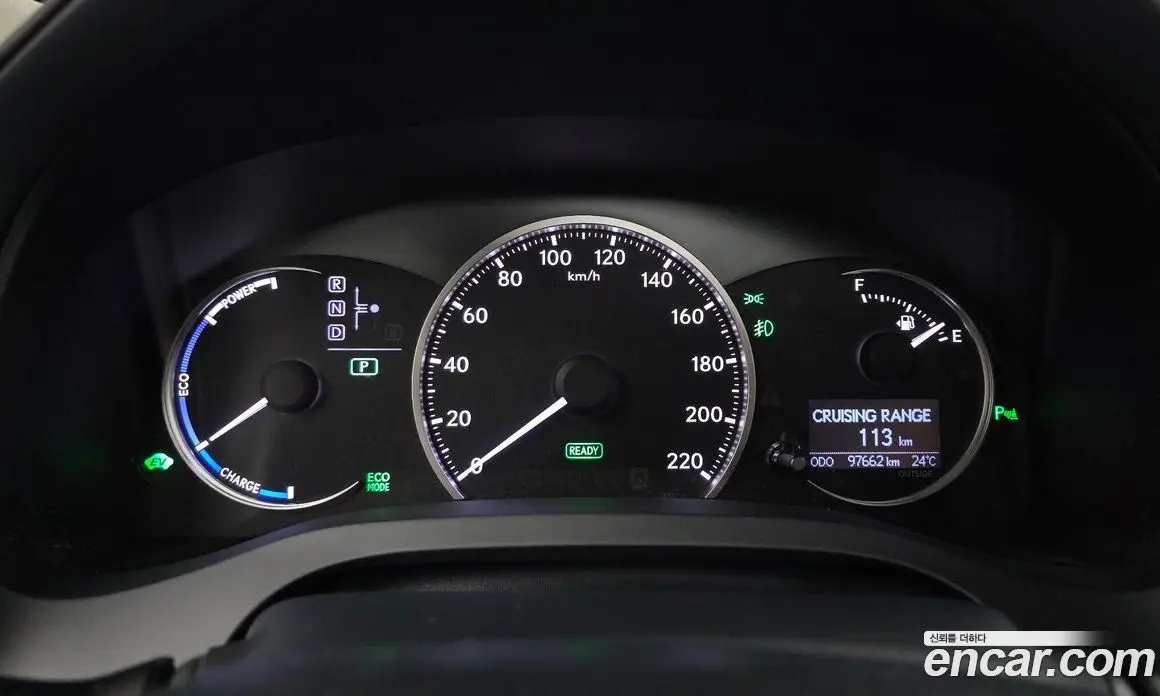 Lexus CT200h 2015 1.8 автомат (гидро), фото 8 Lexus CT200h 2015 1.8 автомат (гидро), фото 8