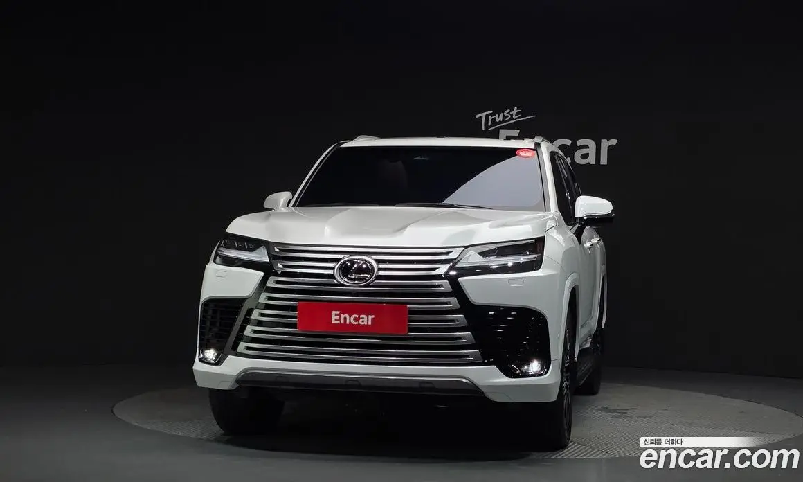 Lexus LX 2025 3.4 автомат (гидро), фото 3 Lexus LX 2025 3.4 автомат (гидро), фото 3