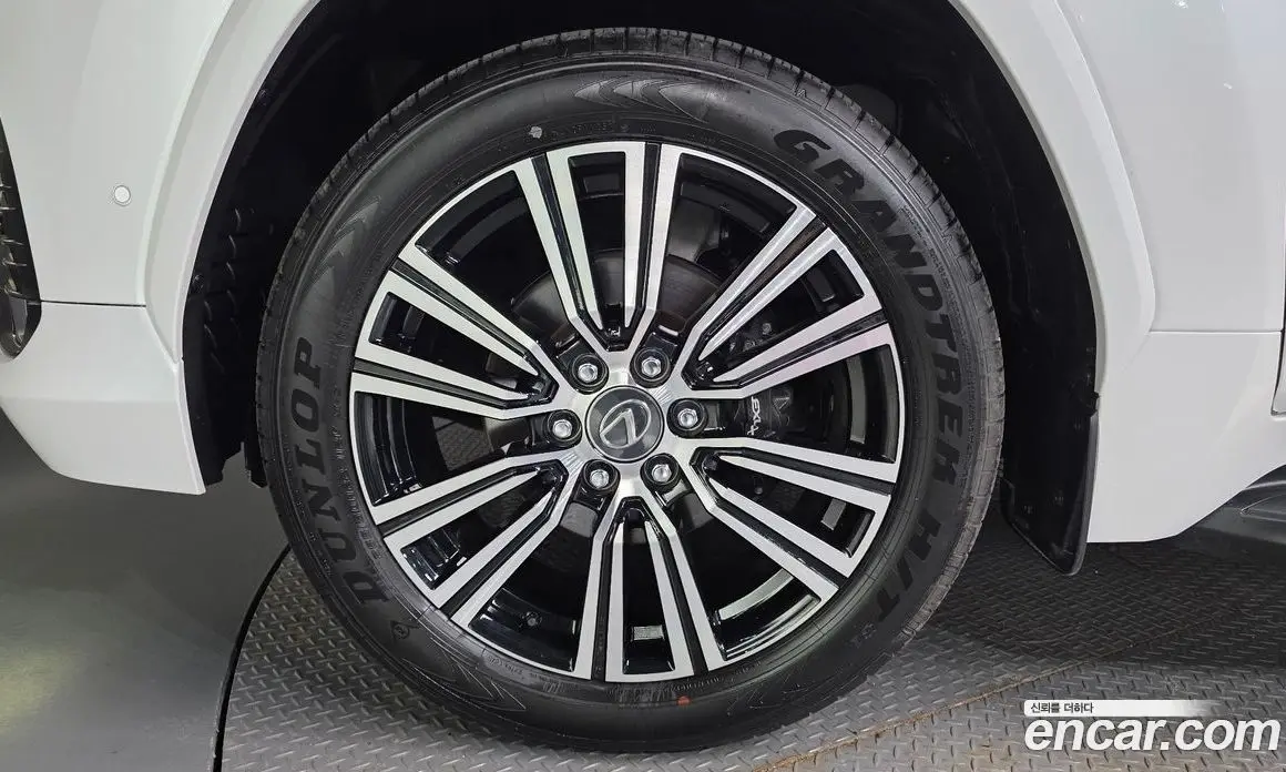 Lexus LX 2025 3.4 автомат (гидро), фото 5 Lexus LX 2025 3.4 автомат (гидро), фото 5