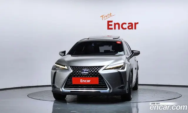 Lexus UX 2019 2.0 автомат (гидро), миниатюра 3 Lexus UX 2019 2.0 автомат (гидро), миниатюра 3