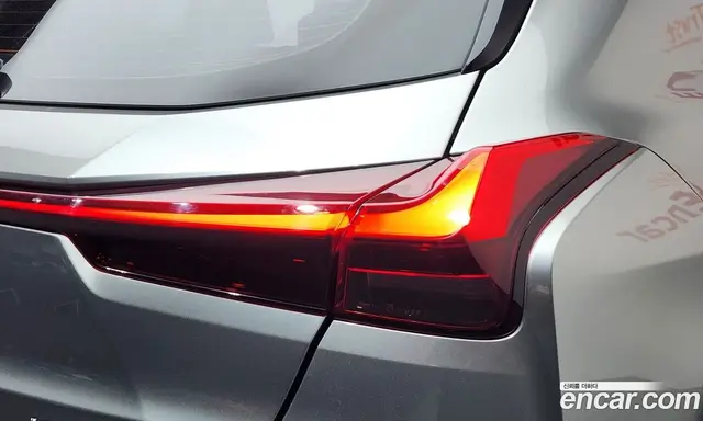 Lexus UX 2019 2.0 автомат (гидро), миниатюра 9 Lexus UX 2019 2.0 автомат (гидро), миниатюра 9
