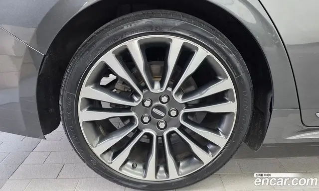Lincoln Continental 2016 3.0 автомат (гидро), миниатюра 5 Lincoln Continental 2016 3.0 автомат (гидро), миниатюра 5