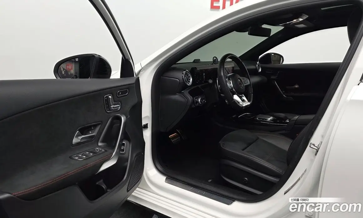 Mercedes-Benz A-Class 2022 2.0 автомат (гидро), фото 12