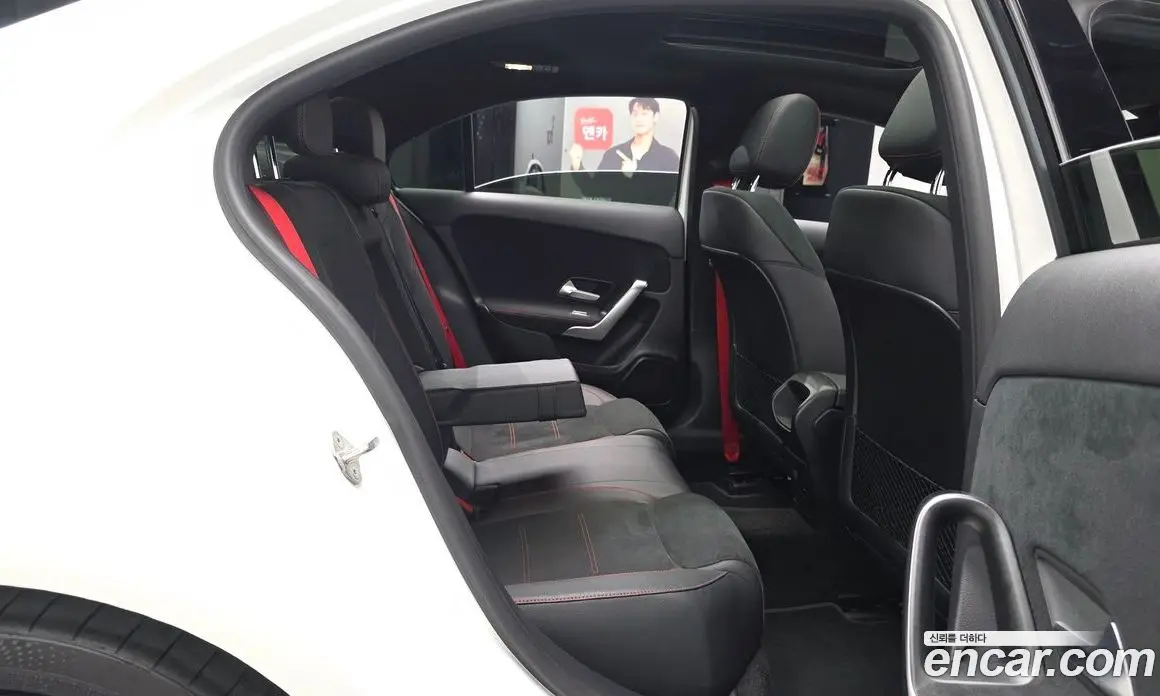 Mercedes-Benz A-Class 2022 2.0 автомат (гидро), фото 16