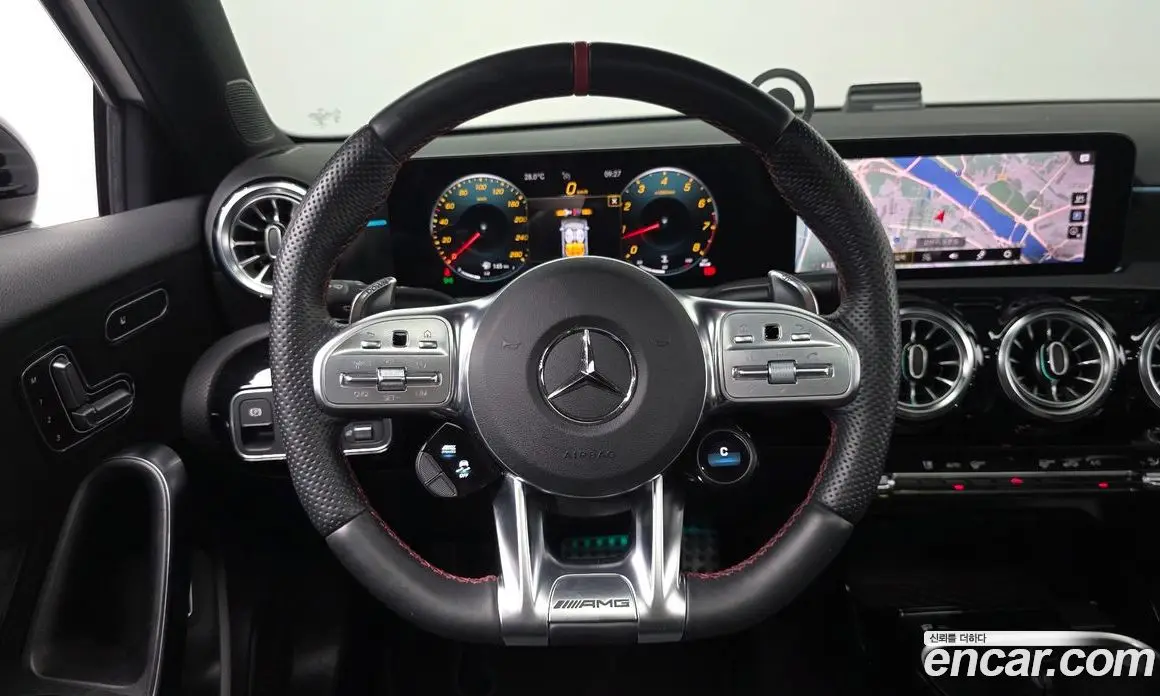 Mercedes-Benz A-Class 2022 2.0 автомат (гидро), фото 17