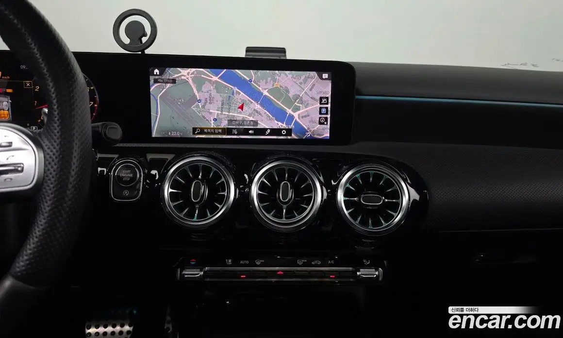 Mercedes-Benz A-Class 2022 2.0 автомат (гидро), фото 18