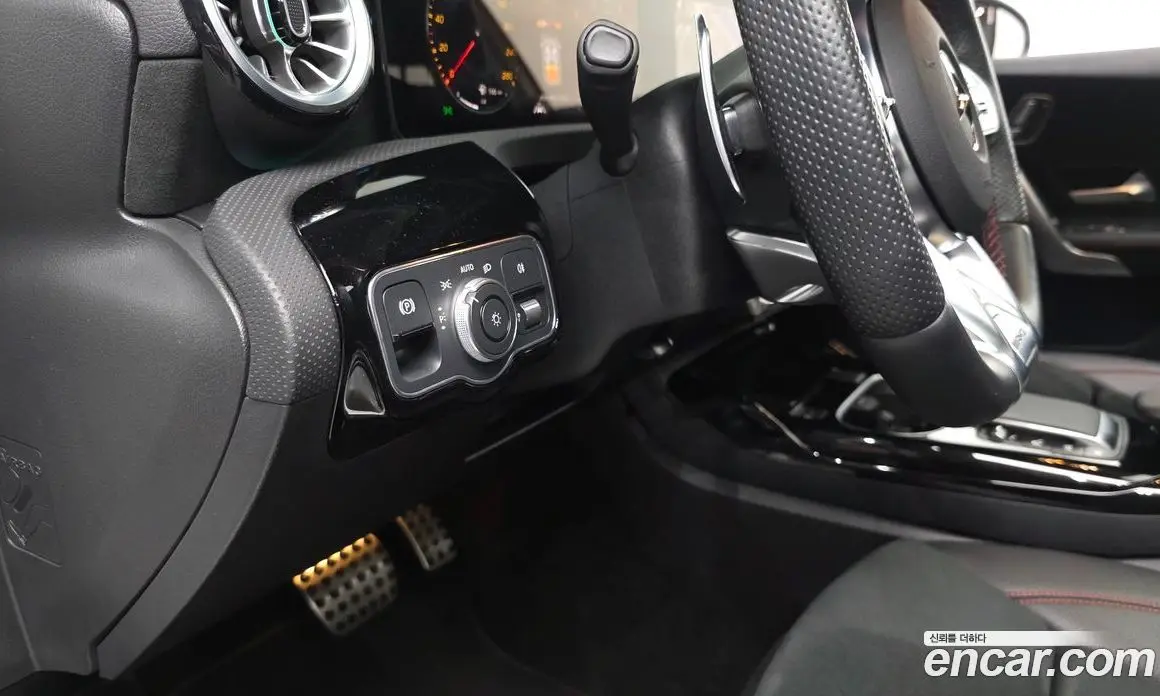 Mercedes-Benz A-Class 2022 2.0 автомат (гидро), фото 28