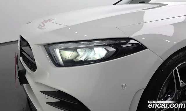 Mercedes-Benz A-Class 2022 2.0 автомат (гидро), миниатюра 7
