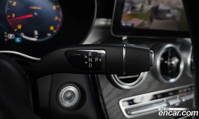 Mercedes-Benz C-Class 2023 2.0 автомат (гидро), миниатюра 12