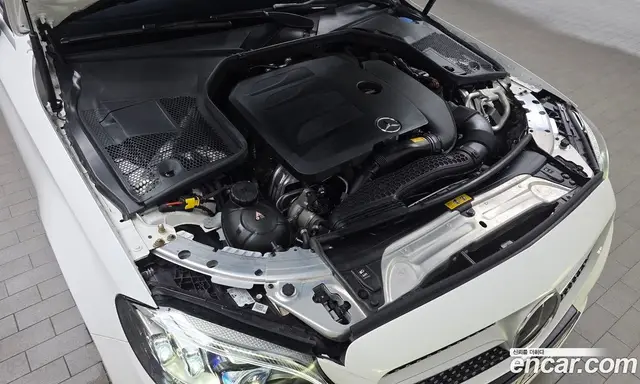 Mercedes-Benz C-Class 2023 2.0 автомат (гидро), миниатюра 6