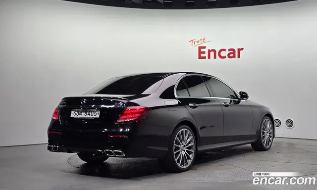 Mercedes-Benz E-Class 2017 2.0 автомат (гидро), миниатюра 2