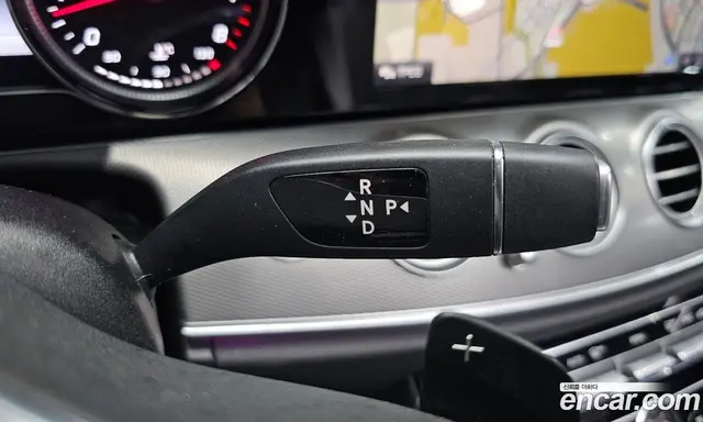 Mercedes-Benz E-Class 2019 2.0 автомат (гидро), миниатюра 12