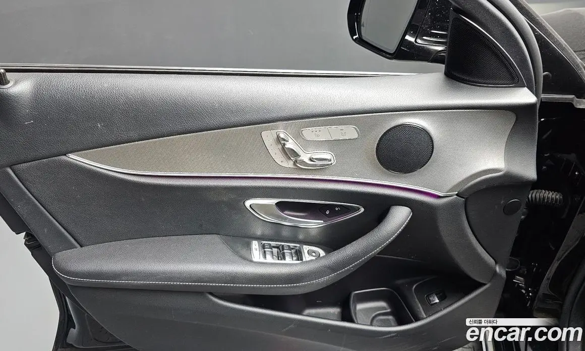 Mercedes-Benz E-Class 2019 2.0 автомат (гидро), фото 14 Mercedes-Benz E-Class 2019 2.0 автомат (гидро), фото 14