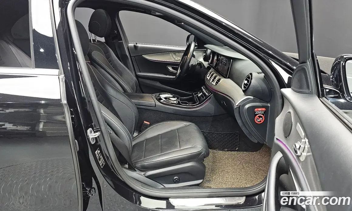 Mercedes-Benz E-Class 2019 2.0 автомат (гидро), фото 16 Mercedes-Benz E-Class 2019 2.0 автомат (гидро), фото 16