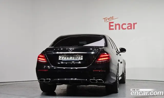 Mercedes-Benz E-Class 2019 4.0 автомат (гидро), миниатюра 3