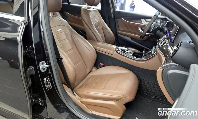 Mercedes-Benz E-Class 2019 4.0 автомат (гидро), миниатюра 10