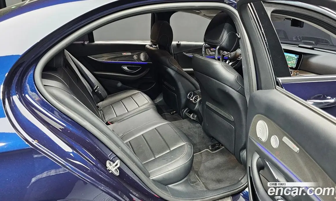 Mercedes-Benz E-Class 2020 2.0 автомат (гидро), фото 12
