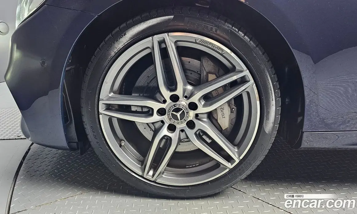 Mercedes-Benz E-Class 2020 2.0 автомат (гидро), фото 5
