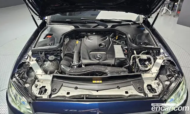 Mercedes-Benz E-Class 2020 2.0 автомат (гидро), миниатюра 6