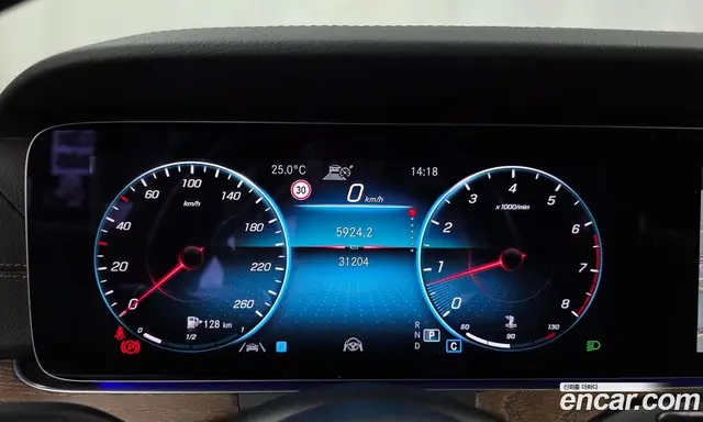 Mercedes-Benz E-Class 2021 2.0 автомат (гидро), миниатюра 8 Mercedes-Benz E-Class 2021 2.0 автомат (гидро), миниатюра 8