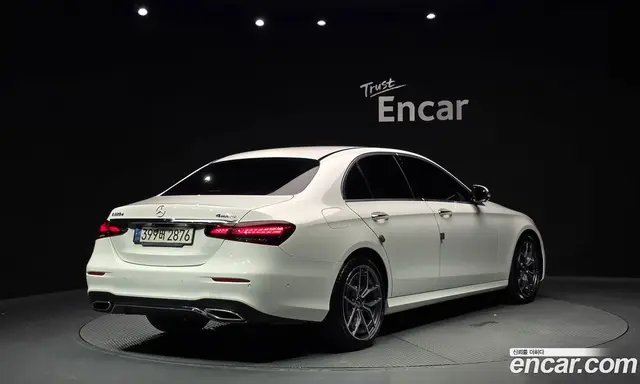 Mercedes-Benz E-Class 2021 1.9 автомат (гидро), миниатюра 2 Mercedes-Benz E-Class 2021 1.9 автомат (гидро), миниатюра 2