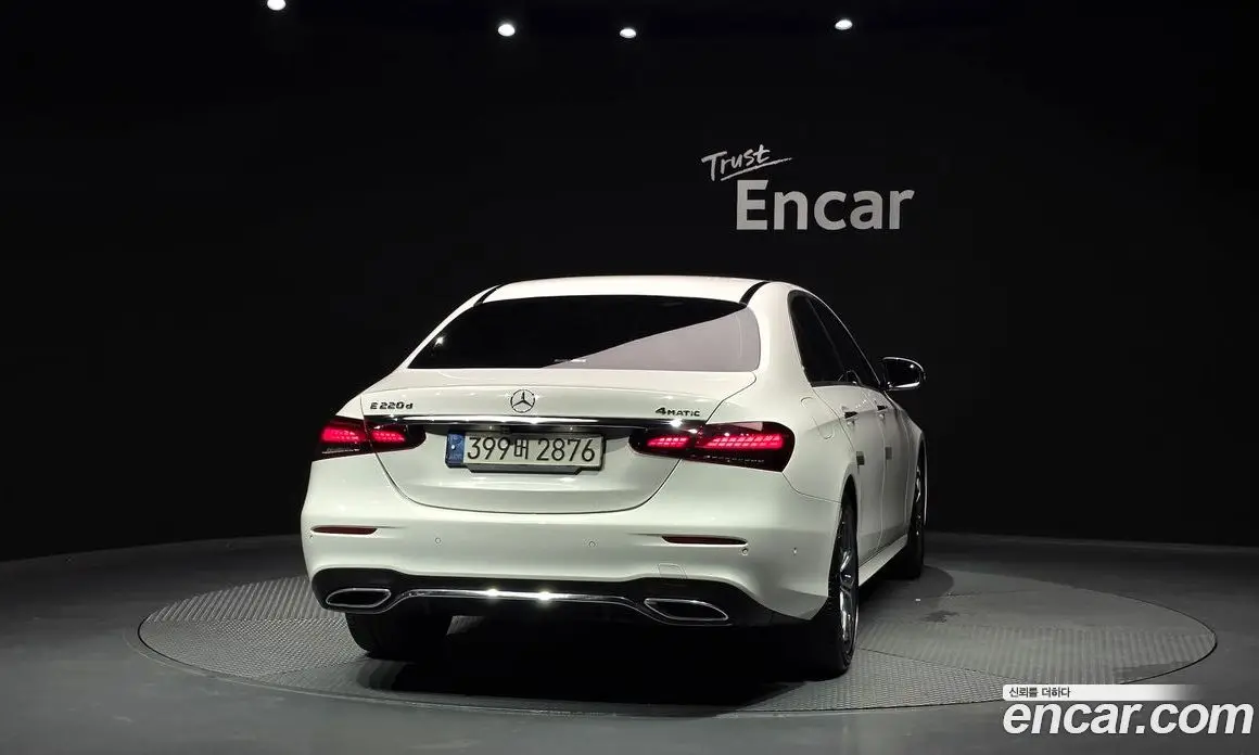 Mercedes-Benz E-Class 2021 1.9 автомат (гидро), фото 4 Mercedes-Benz E-Class 2021 1.9 автомат (гидро), фото 4