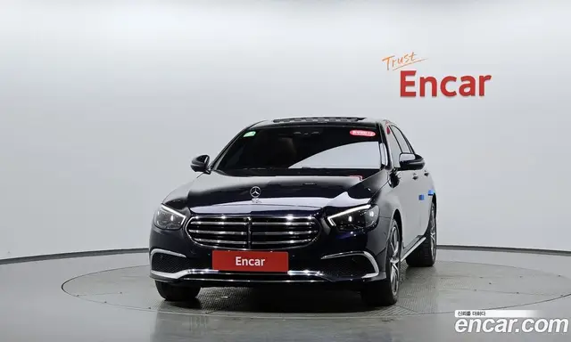 Mercedes-Benz E-Class 2022 2.0 автомат (гидро), миниатюра 2