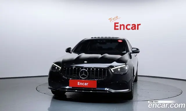 Mercedes-Benz E-Class 2022 2.0 автомат (гидро), миниатюра 3 Mercedes-Benz E-Class 2022 2.0 автомат (гидро), миниатюра 3
