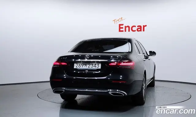 Mercedes-Benz E-Class 2022 2.0 автомат (гидро), миниатюра 4 Mercedes-Benz E-Class 2022 2.0 автомат (гидро), миниатюра 4