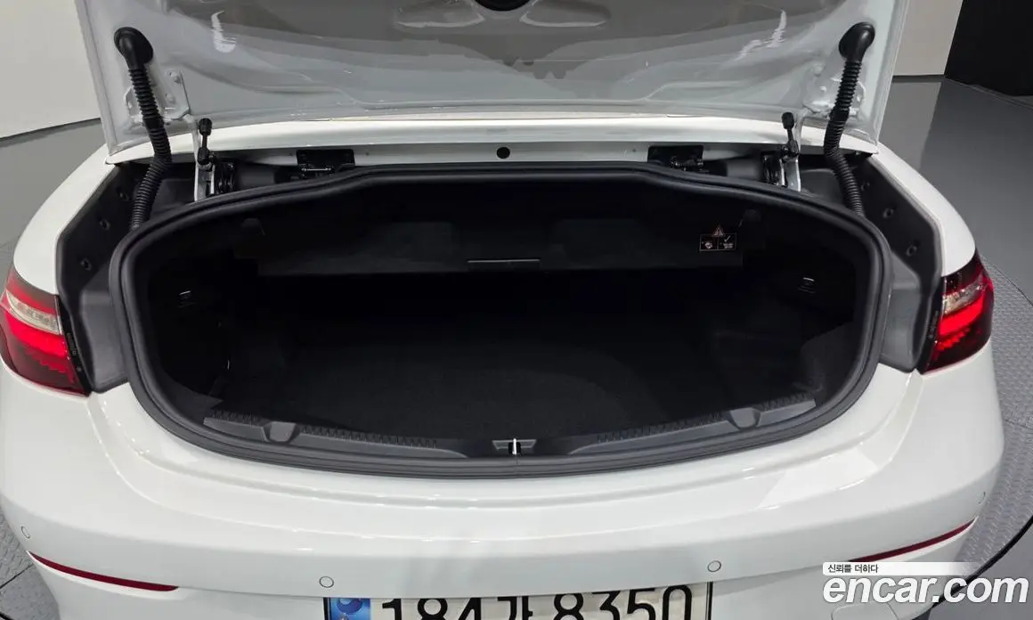 Mercedes-Benz E-Class 2023 3.0 автомат (гидро), фото 26